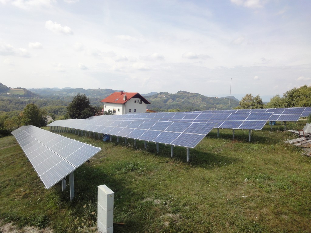 Fotovoltaika ali lastna sončna elektrarna za vikend