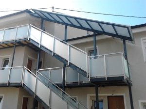 Zunanje kovinske stopnice