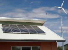 Male sončne elektrarne na ključ v Sloveniji: čiščenje in vzdrževanje