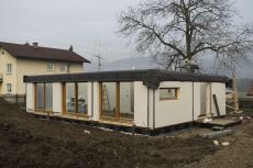 Ideje in načrti za gradnjo pritličnih majhnih montažnih hiš