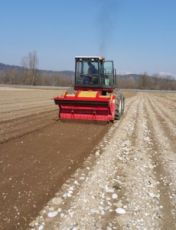 Frezanje pomaga urediti okolico in izboljšati kakovost vašega vrta