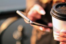 Vedeževanje po telefonu | hitri nasveti ob življenjskih prelomnicah